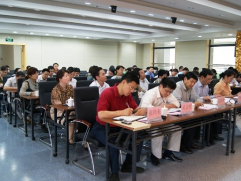 我院辅导员业务交流活动顺利举行
