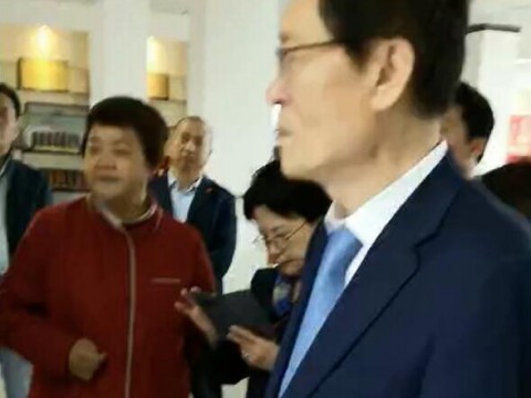 韩国瑚山大学董事长🚴🏽、校长、教授一行四人来校访问🤦🏿，就交换生学习烹饪艺术达成合作