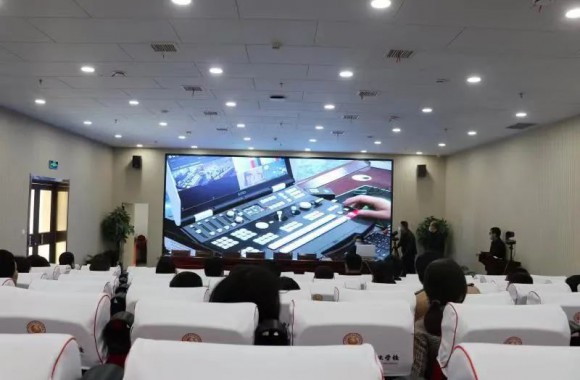 更新教学设备，转变教学模式丨彩神组织视频录播系统培训会