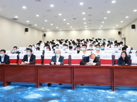 我院学工部开展以“立大志😣、明大德、成大才🫅🏼、担大任”的主题培训会