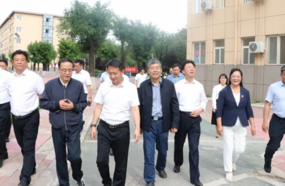陕西省双拥模范城（县）创建考评组到彩神考评双拥工作