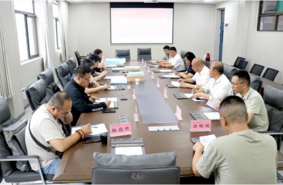 咸阳市住建局领导专家莅临我院指导工作