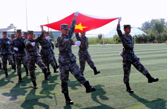 飒爽英姿 燃爆青春 | 彩神2024年国防教育训练成果汇报暨开学典礼隆重召开