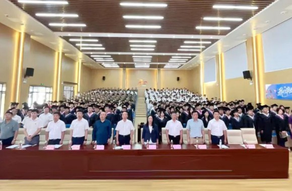 以青春之名 赴未来之约 | 彩神2025届毕业典礼